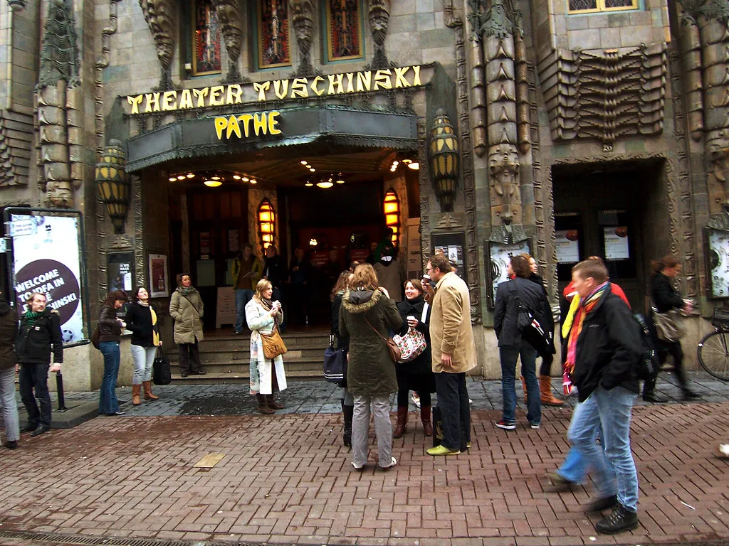 Navigating Amsterdam During the Festival Week in Amsterdam