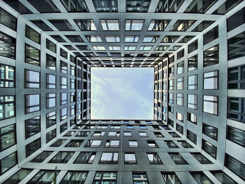 The Totensonntag Rule: When Markets Actually Open in Berlin