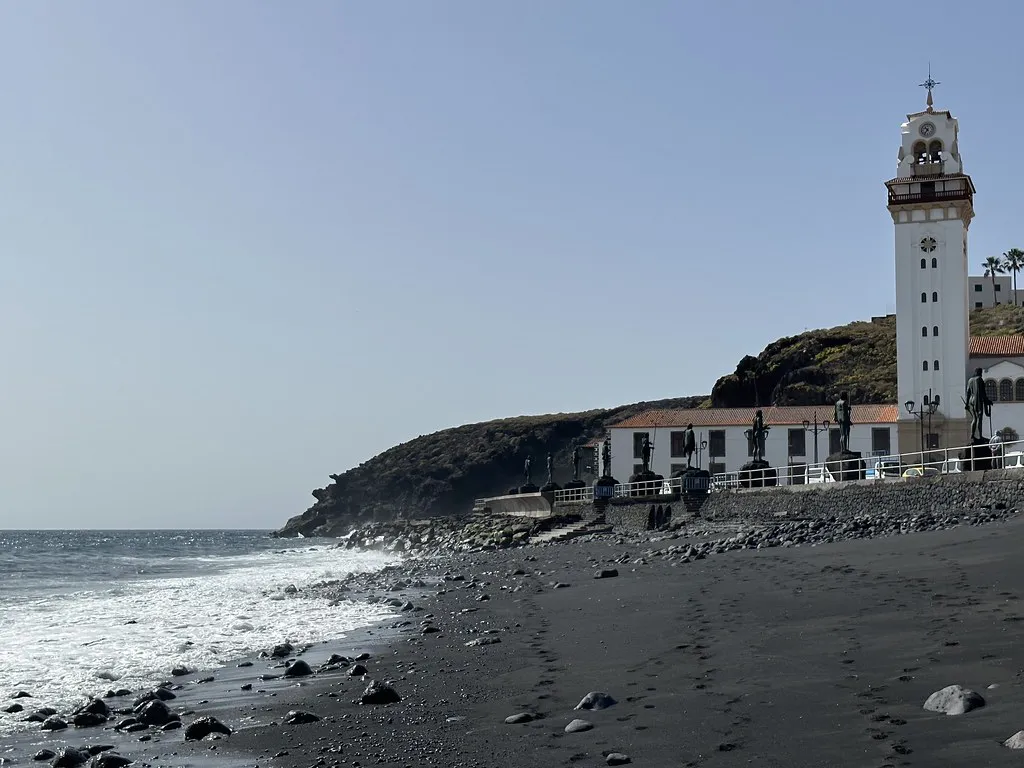 Local Etiquette and Insider Survival Tips in Santa Cruz de Tenerife