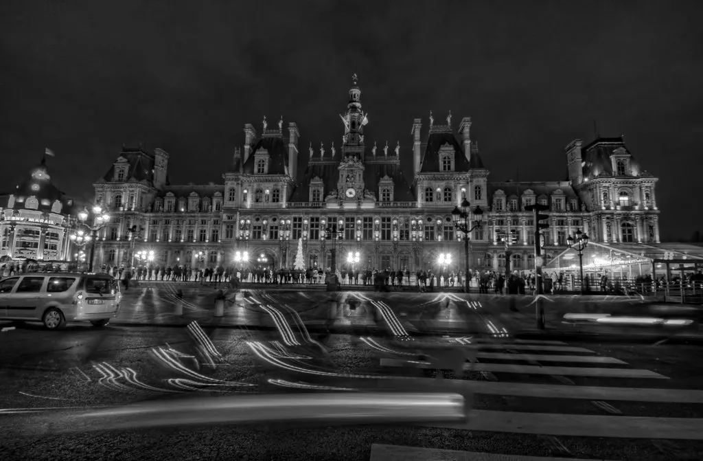 Autumn Harvests and Artistic Nights in France in Paris