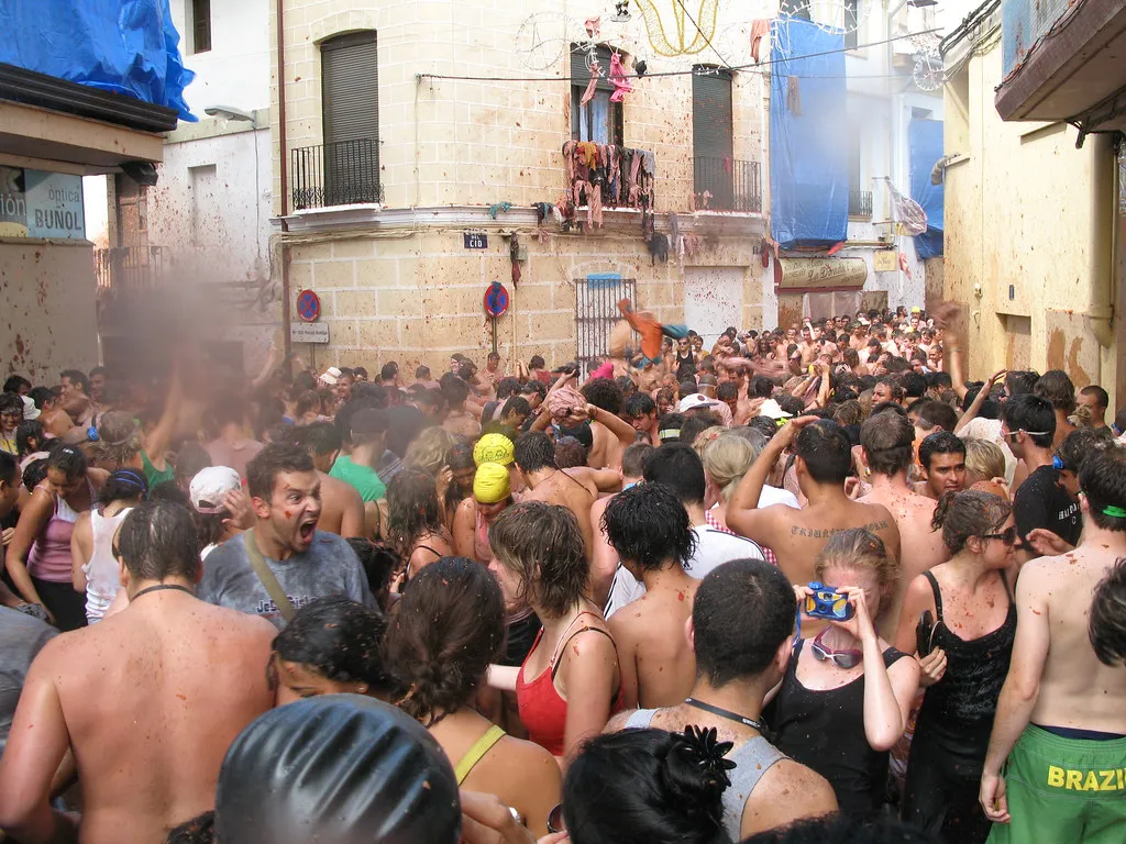 Do You Need a Ticket for La Tomatina? in Buñol