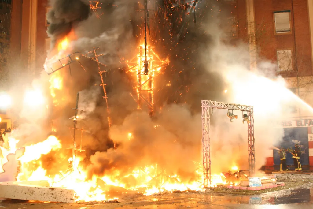 Where to Watch the Final Crema Burning in Valencia