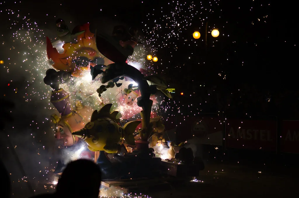 The Grand Finale: La Cremà Night in Valencia