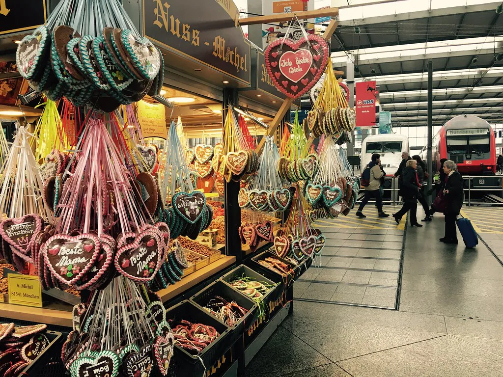 Why You Should Skip the Gingerbread Hearts (Lebkuchenherzen) in Munich