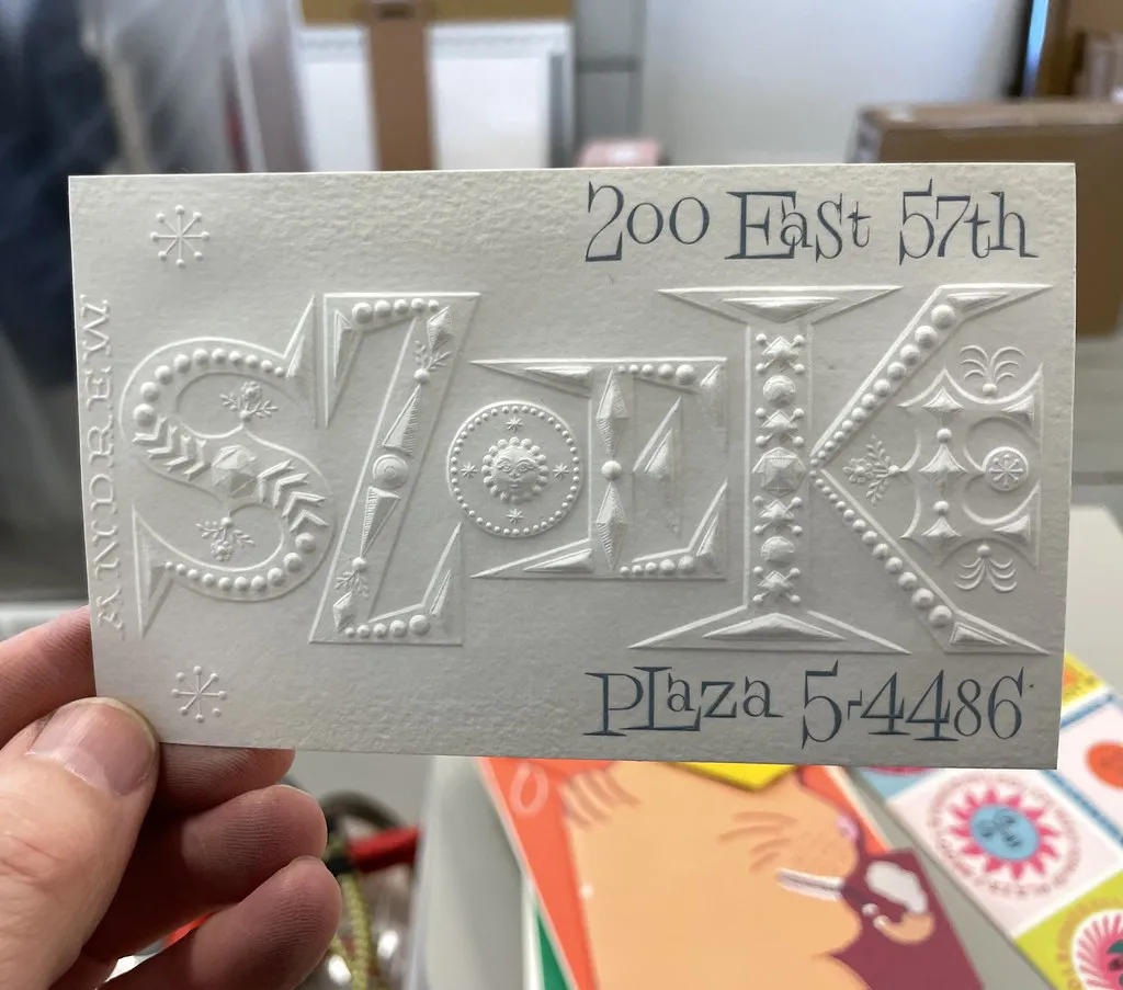 Do Vienna Christmas Market Vendors Take Cash or Card? in Vienna