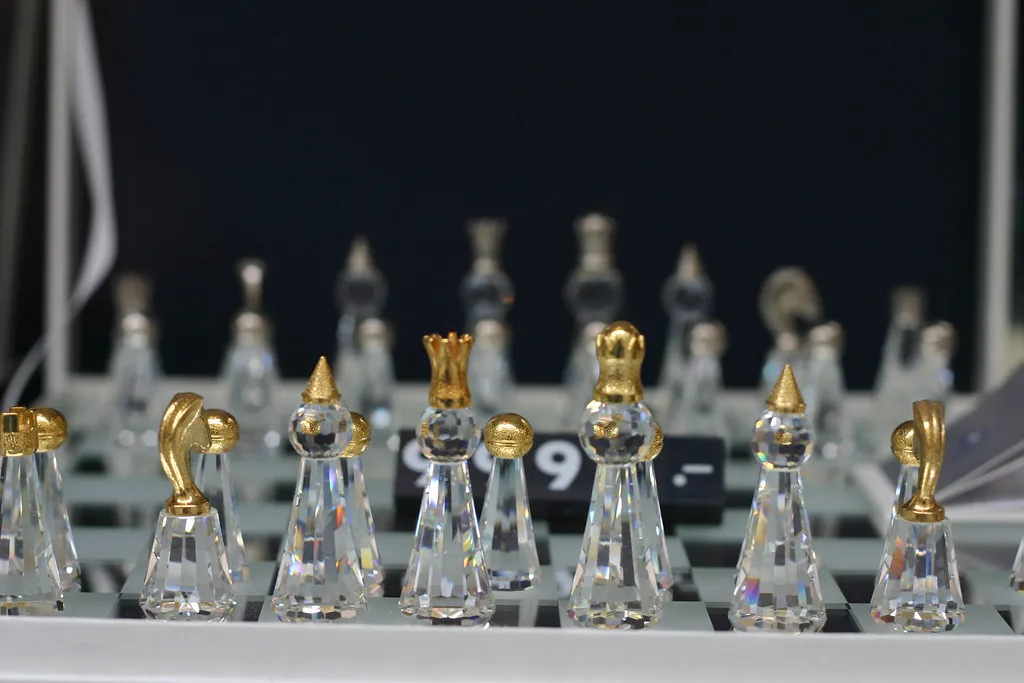 Handmade Jewelry and Garnet Pieces in Prague