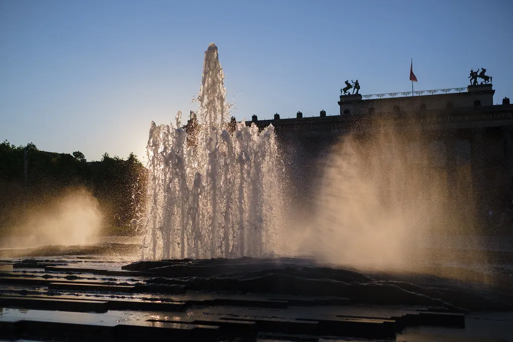 Friedrichshain: Budget Stays and Alternative Vibes in Berlin