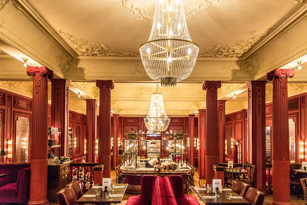 Choosing the Best Area for Hogmanay in Edinburgh