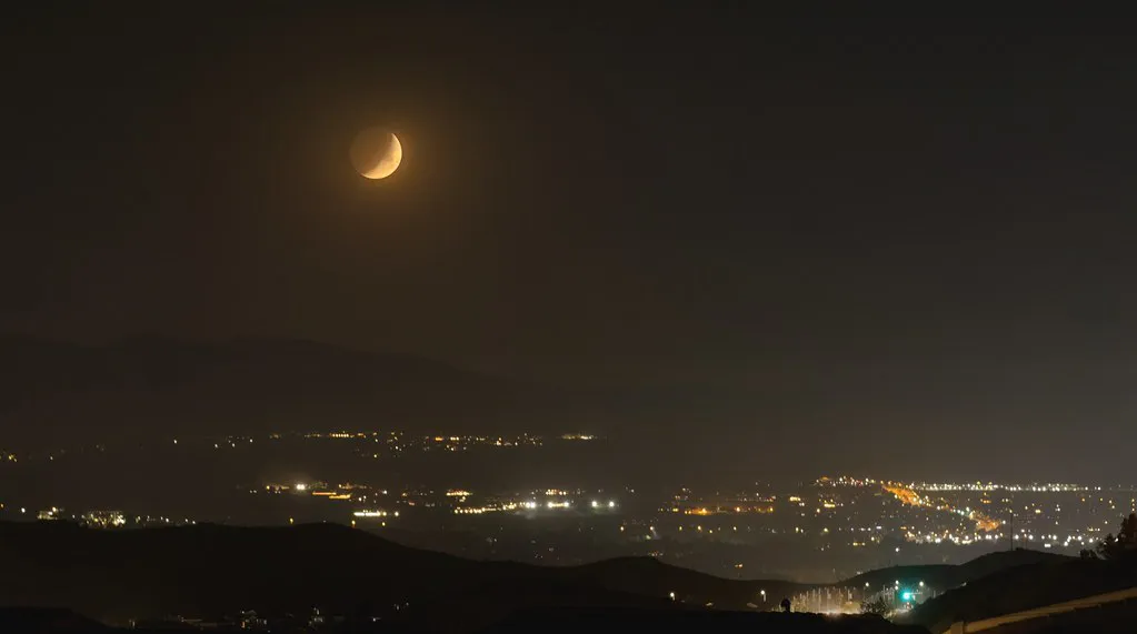 El Cabanyal: A Coastal Retreat from the Noise in Valencia