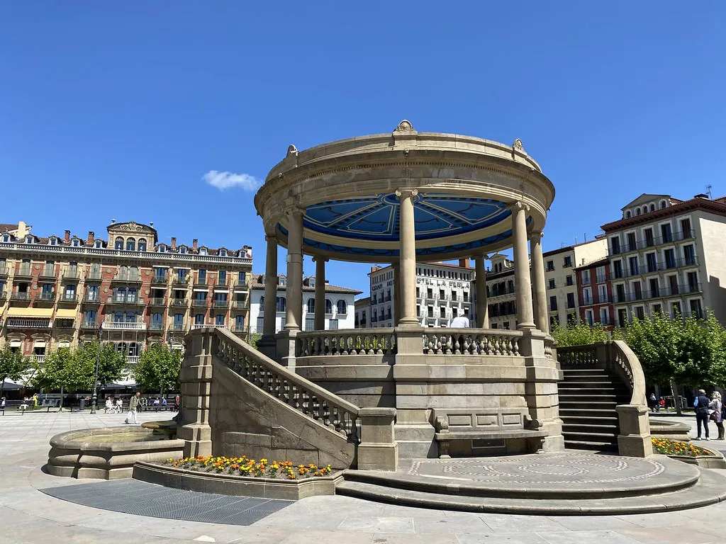 Budget-Friendly Stays and Campsites Near Pamplona in Pamplona